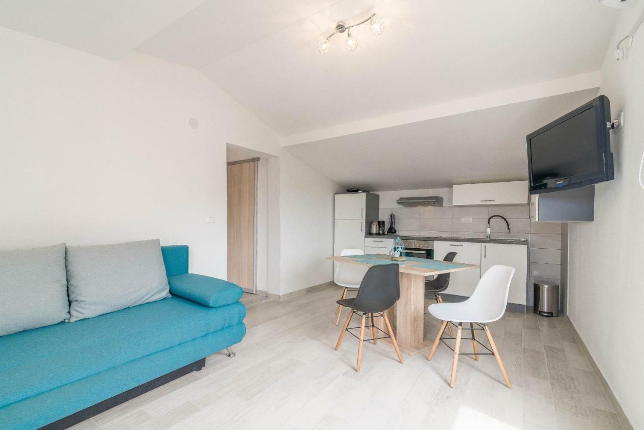 Apartmant Sea Sukošan エクステリア 写真